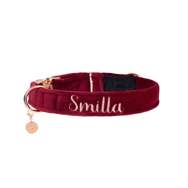 Nachhaltiges Hundehalsband Velvet Bordeaux mit Rosegold oder Silber – Bild 2